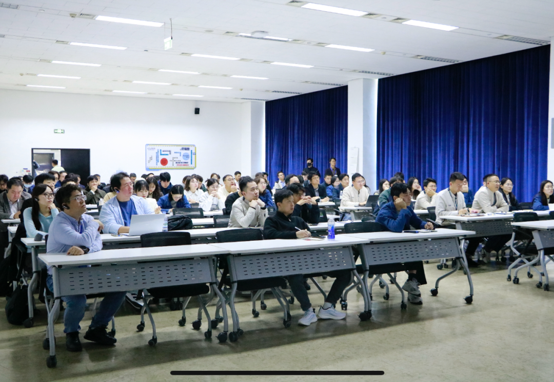 1770699497618883.png 640.png